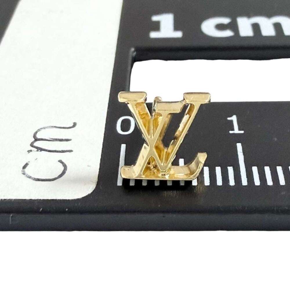 LOUIS VUITTON 18k Gold Earrings - Picture 8 of 10